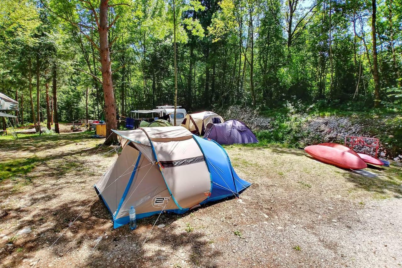 ホテルCamping Vodenca ボヴェツ エクステリア 写真